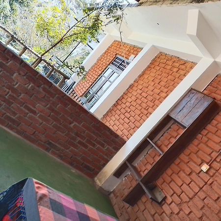 Apurvi Homestay Ella Zewnętrze zdjęcie