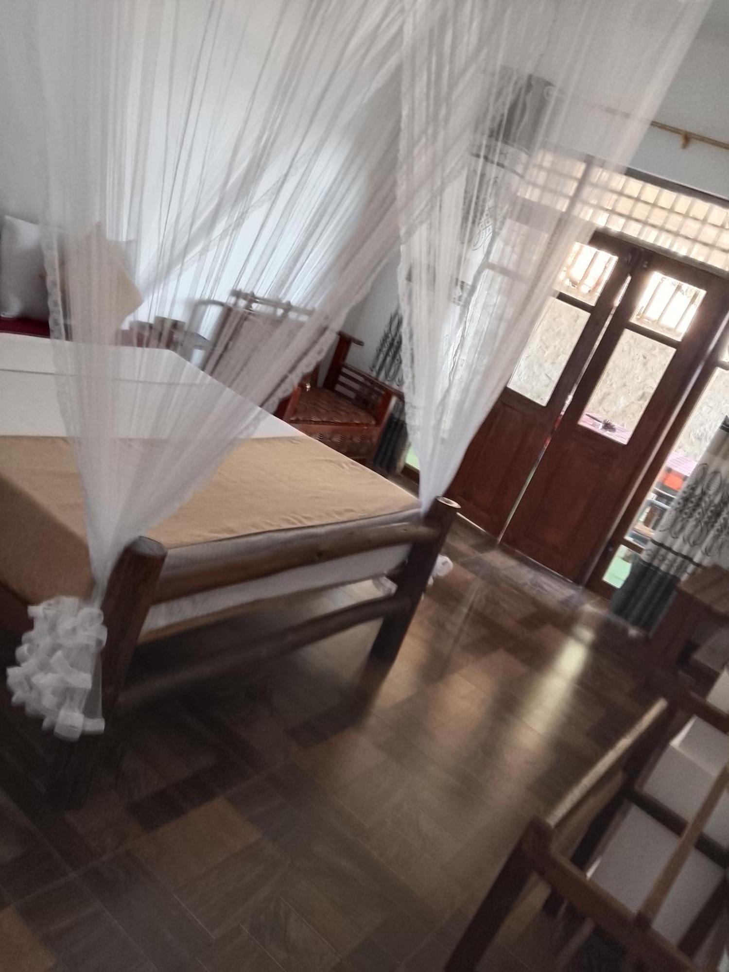 Apurvi Homestay Ella Zewnętrze zdjęcie