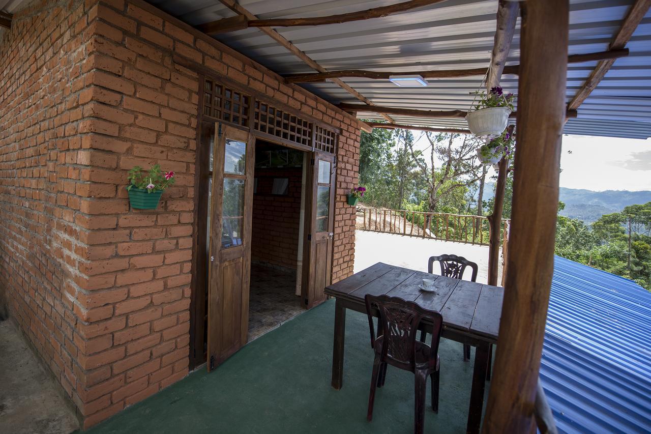 Apurvi Homestay Ella Zewnętrze zdjęcie