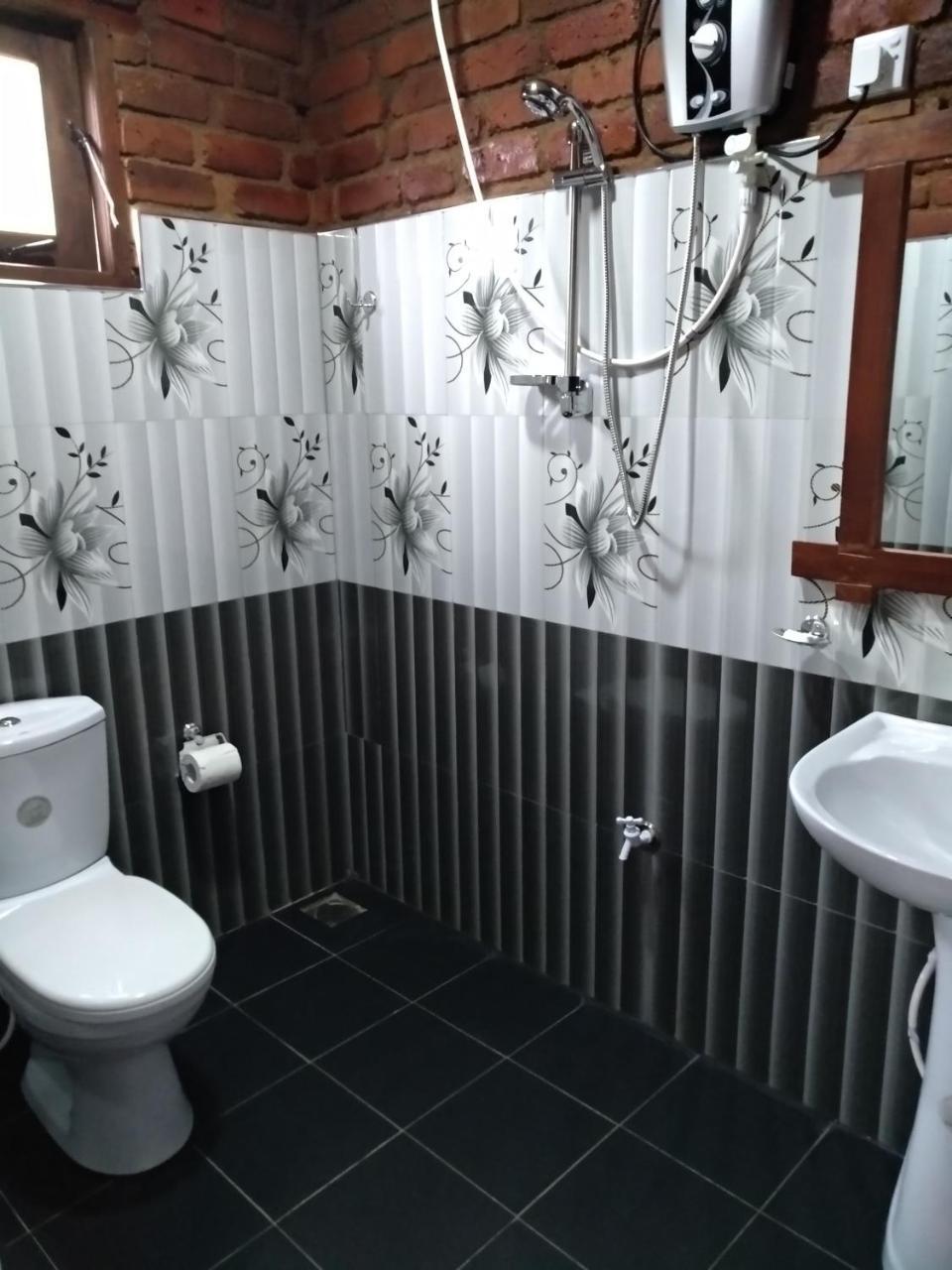 Apurvi Homestay Ella Zewnętrze zdjęcie